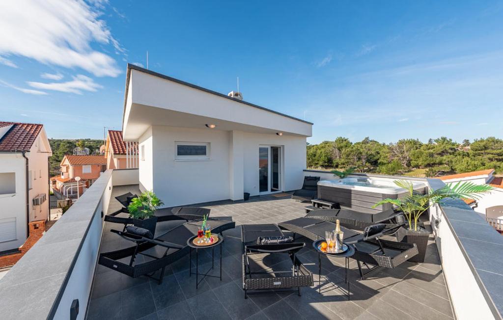 Luxurioeses Penthouse Welle Mit Whirlpool, Grill Und Meerblick Vir Eksteriør bilde