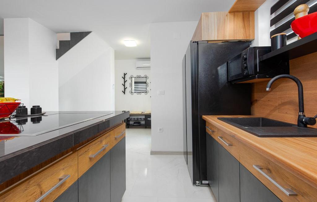Luxurioeses Penthouse Welle Mit Whirlpool, Grill Und Meerblick Vir Eksteriør bilde